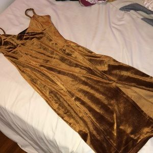Forever 21 Midi Bodycon Velvet Brown Dress
